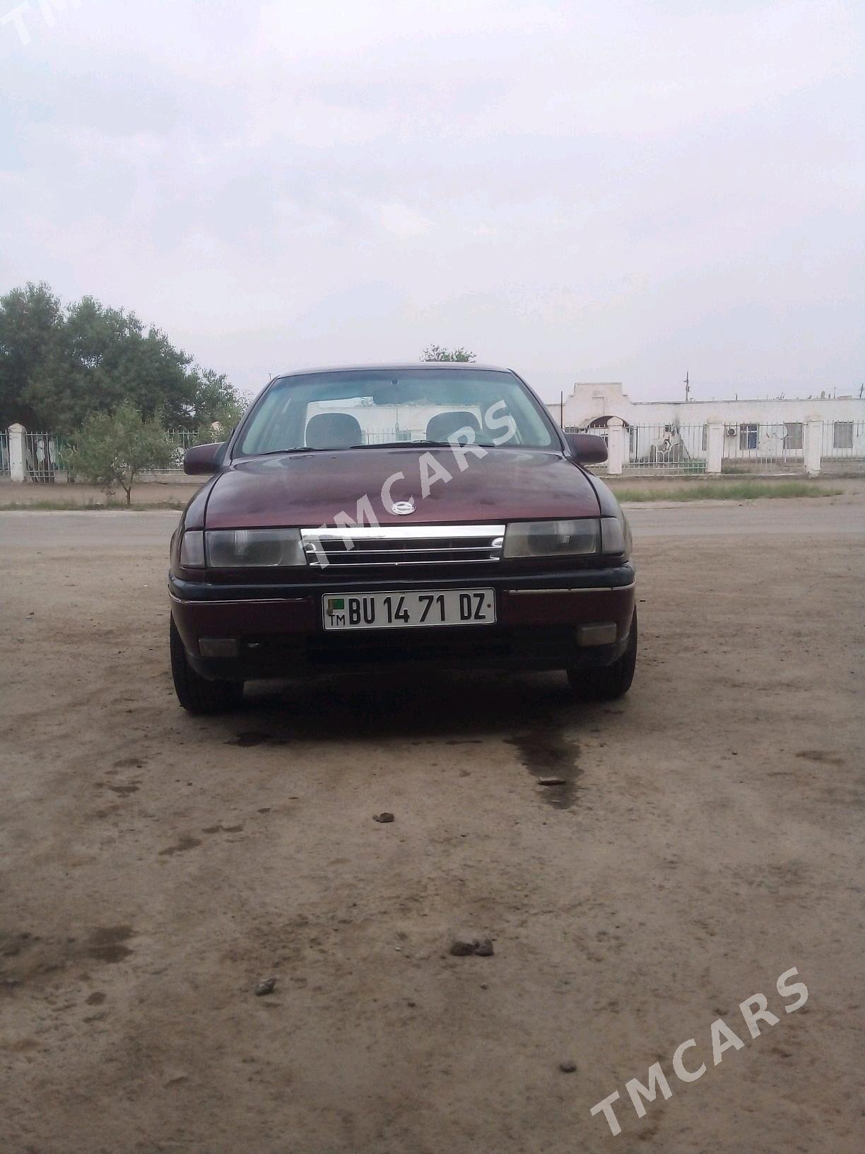 Opel Vectra 1990 - 27 000 TMT - Gubadag - img 3