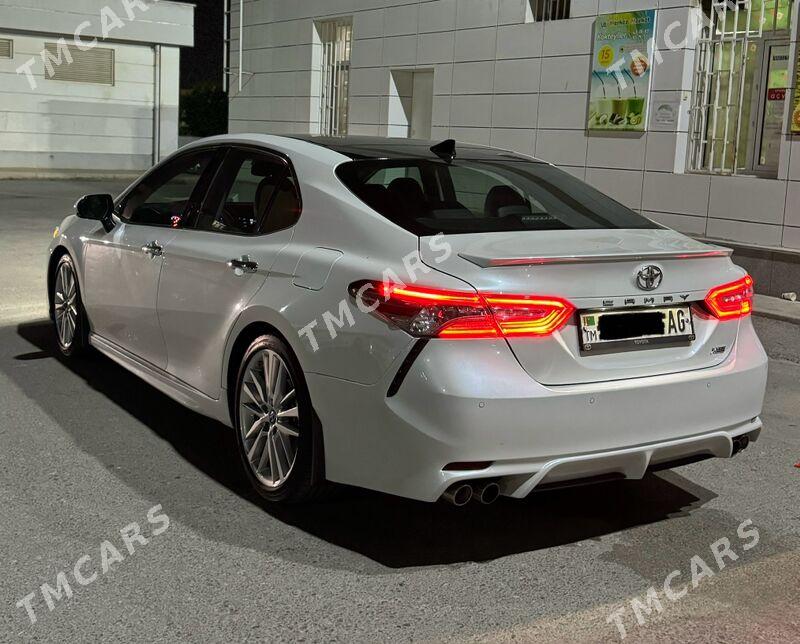 Toyota Camry 2018 - 360 000 TMT - Aşgabat - img 3