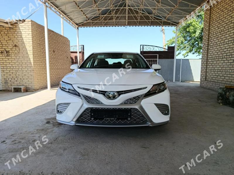 Toyota Camry 2020 - 300 000 TMT - Мары - img 5