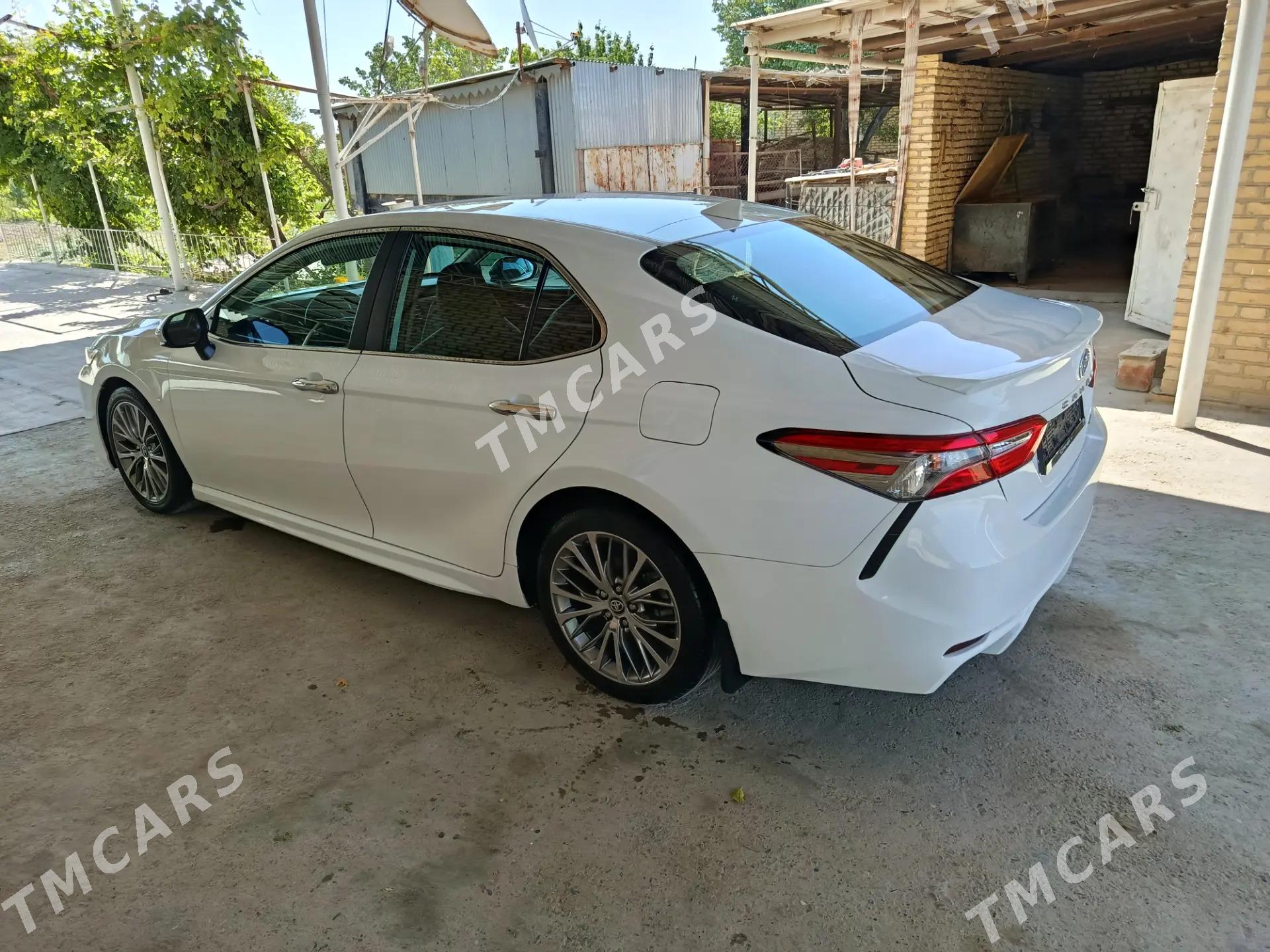 Toyota Camry 2020 - 300 000 TMT - Мары - img 4