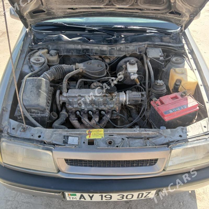 Opel Vectra 1991 - 23 000 TMT - Дашогуз - img 5