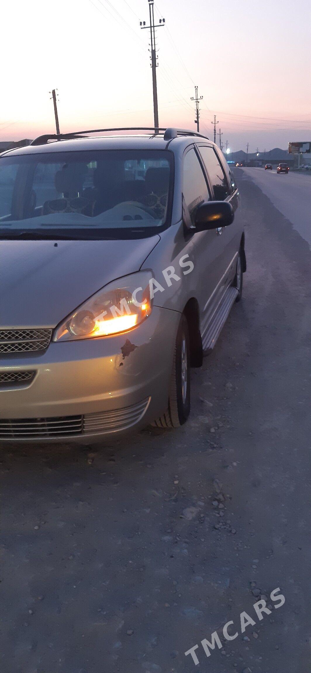 Toyota Sienna 2004 - 235 000 TMT - Köýtendag - img 2