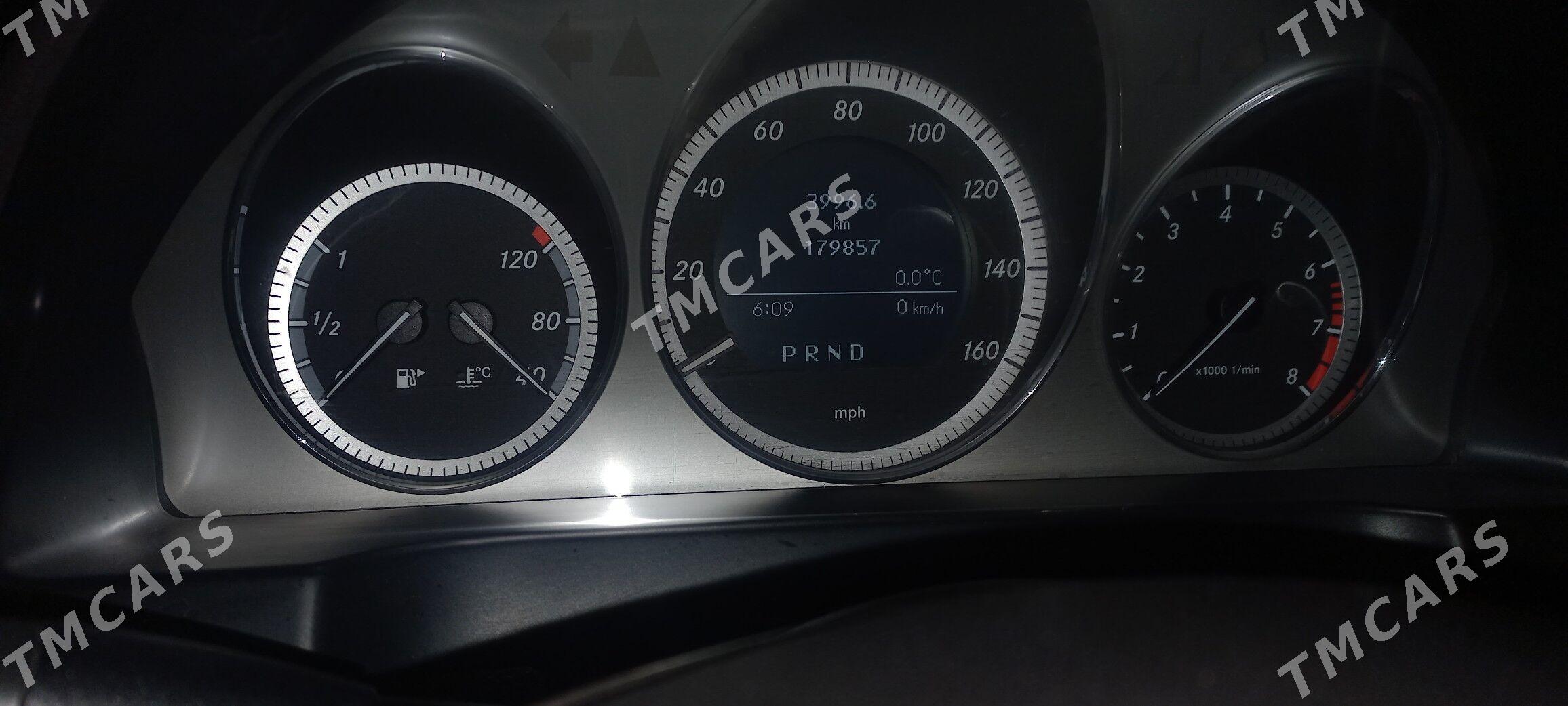 Mercedes-Benz C300 2010 - 185 000 TMT - Türkmenabat - img 4