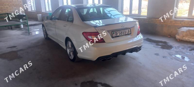 Mercedes-Benz C300 2010 - 185 000 TMT - Türkmenabat - img 2