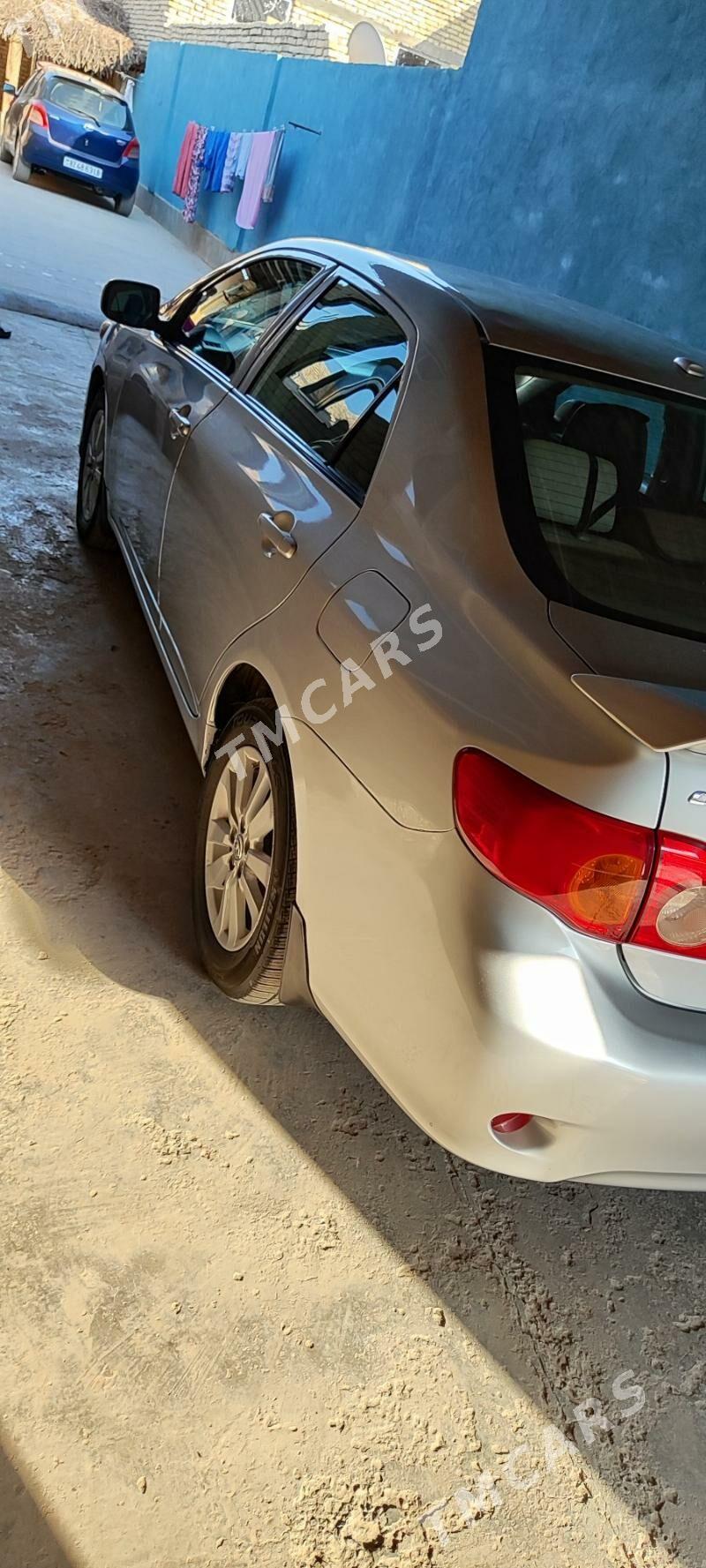 Toyota Corolla 2010 - 135 000 TMT - Türkmenabat - img 4