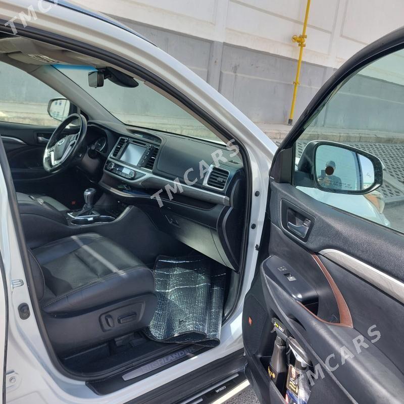Toyota Highlander 2019 - 510 000 TMT - Aşgabat - img 8