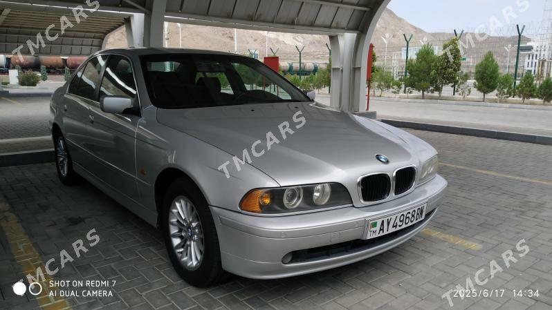BMW E39 2002 - 110 000 TMT - Türkmenbaşy - img 2
