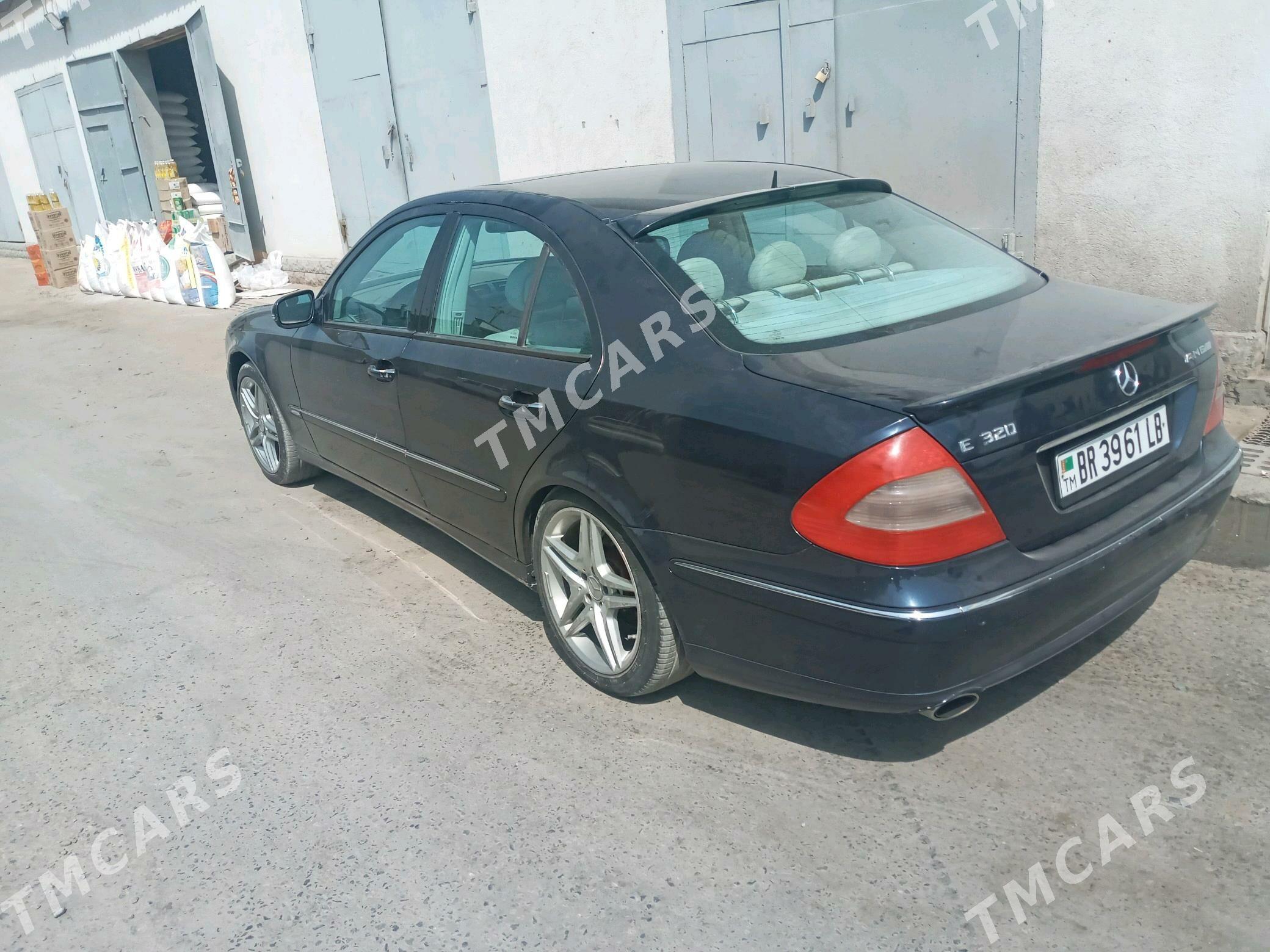 Mercedes-Benz E320 2004 - 98 000 TMT - Türkmenabat - img 2
