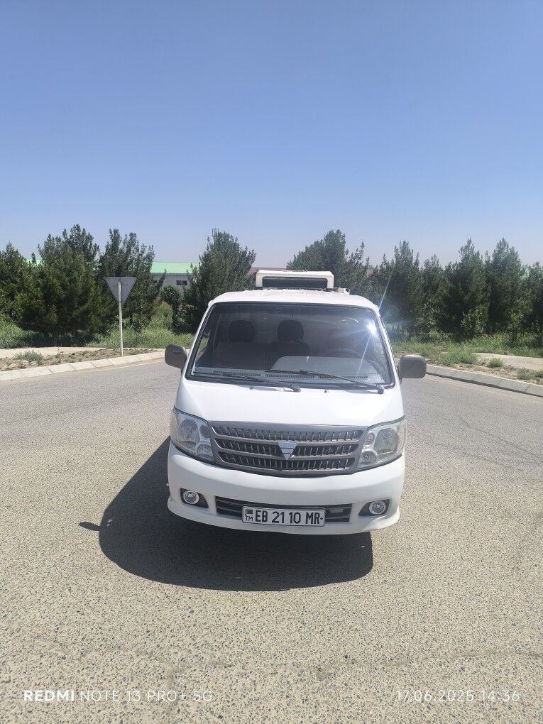 Toyota Hiace 2013 - 150 000 TMT - Mary - img 4