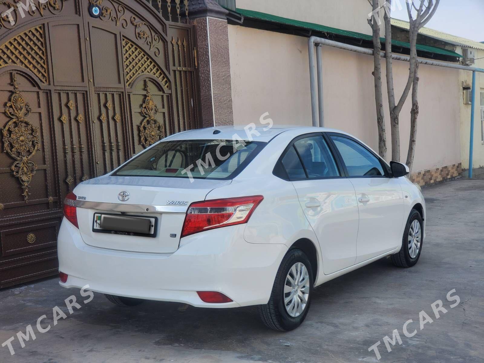 Toyota Yaris 2014 - 170 000 TMT - Ашхабад - img 2