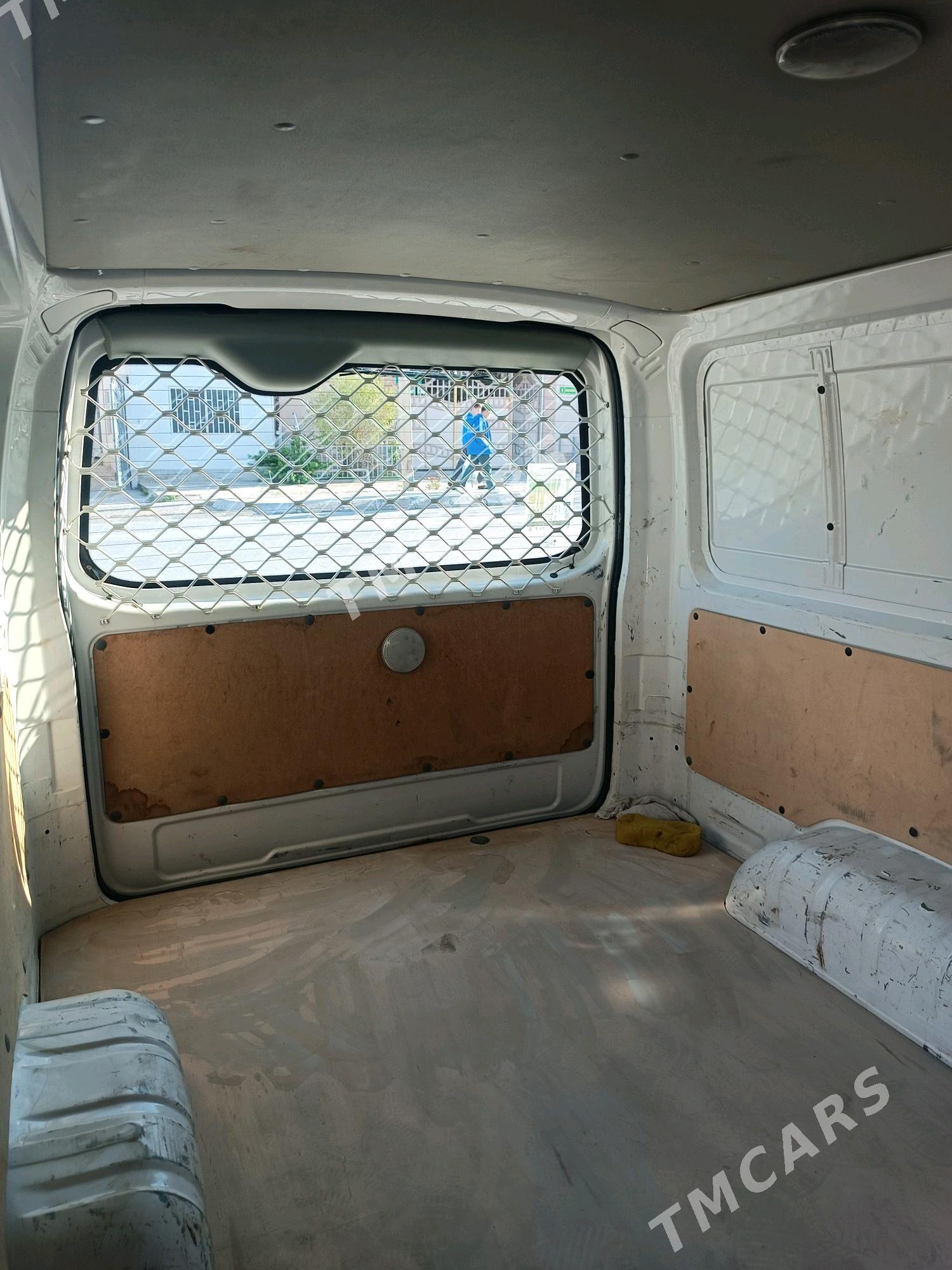 Toyota Hiace 2019 - 280 000 TMT - Änew - img 3