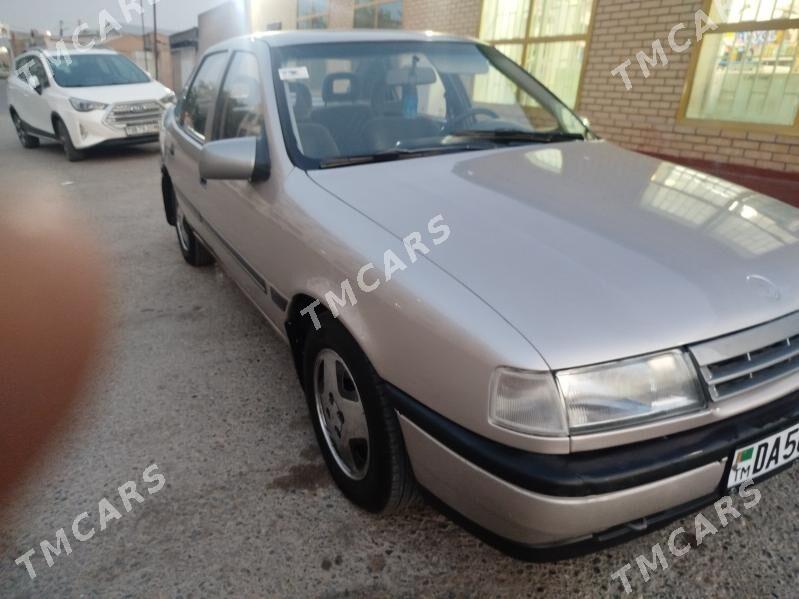 Opel Vectra 1990 - 42 000 TMT - Мары - img 8