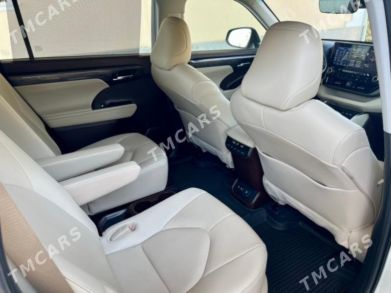 Toyota Highlander 2020 - 595 000 TMT - Мары - img 1