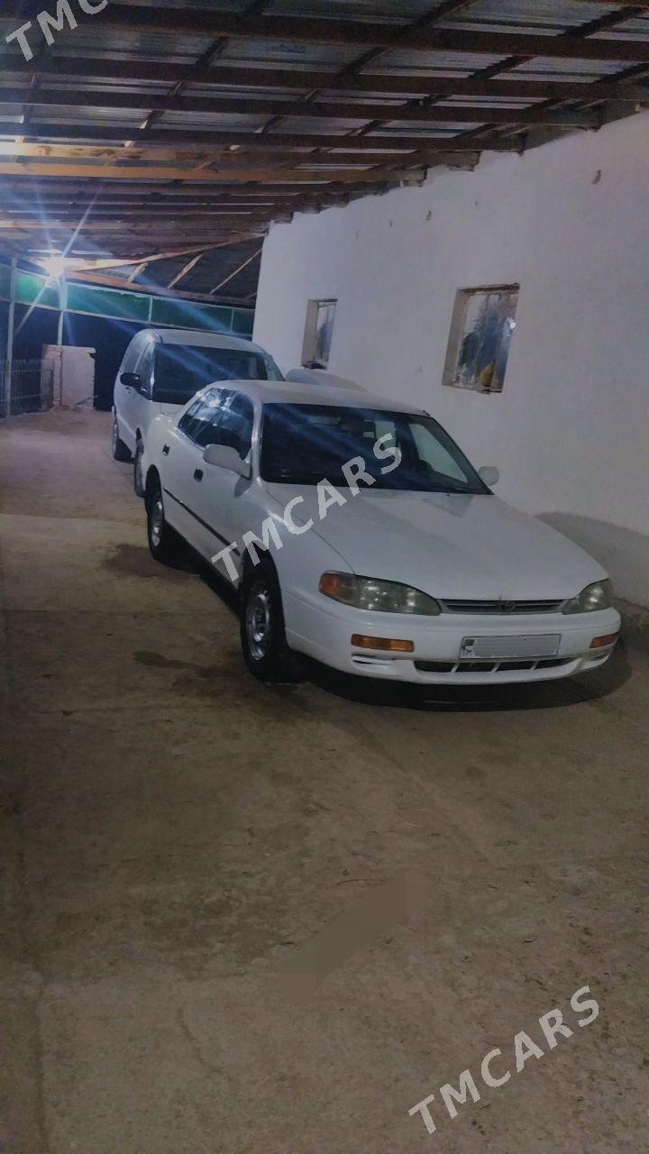 Toyota Camry 1992 - 75 000 TMT - Boldumsaz - img 2