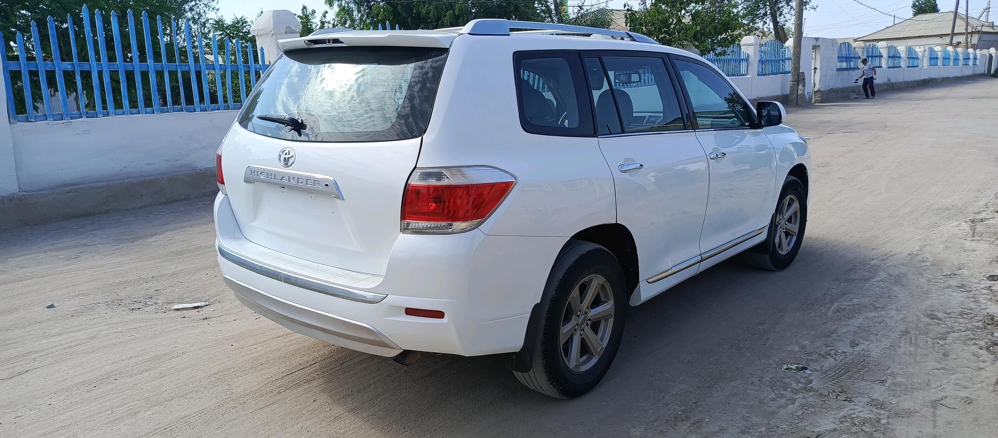Toyota Highlander 2011 - 220 000 TMT - Gubadag - img 5
