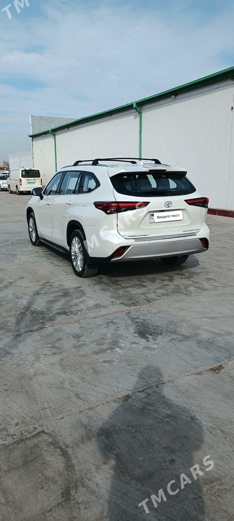 Toyota Highlander 2022 - 550 000 TMT - Мары - img 4