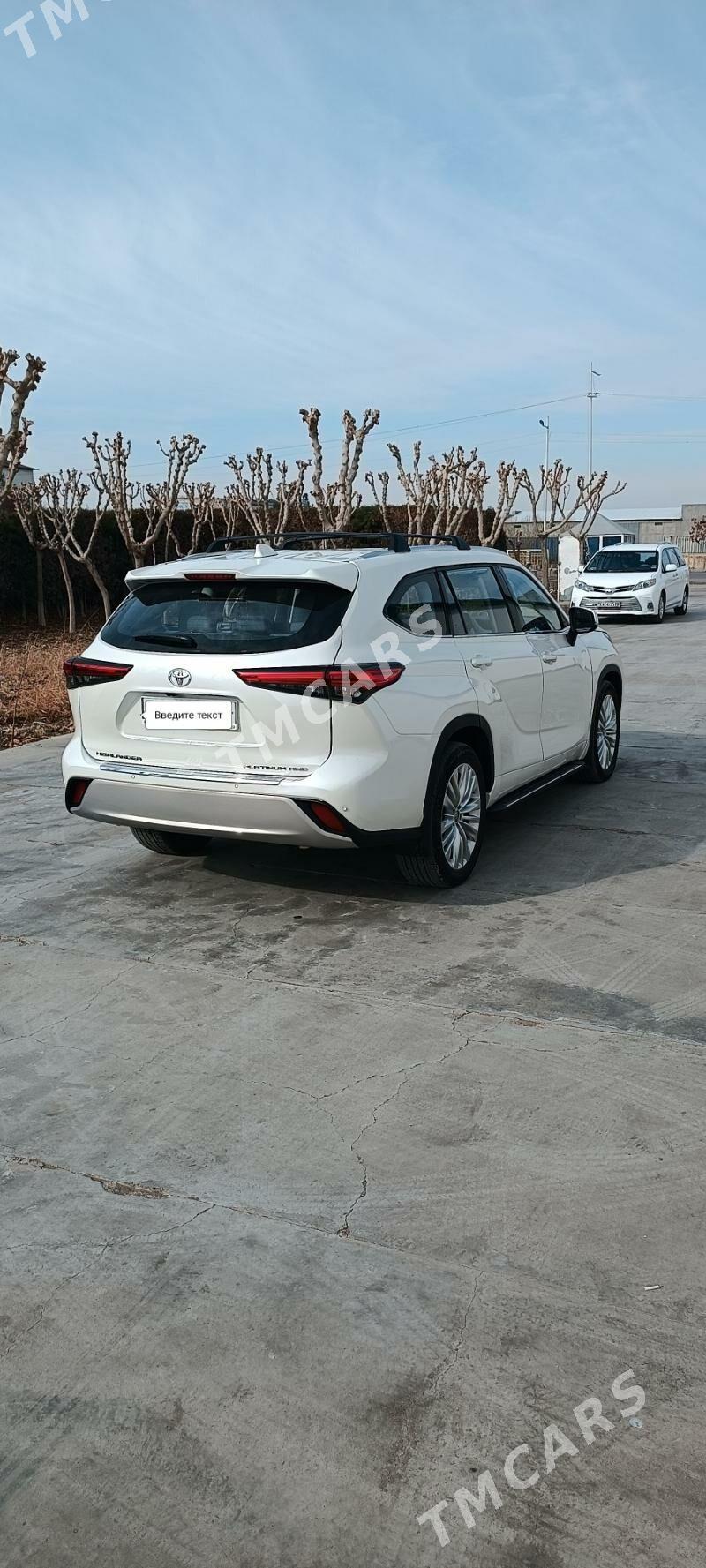 Toyota Highlander 2022 - 550 000 TMT - Мары - img 7