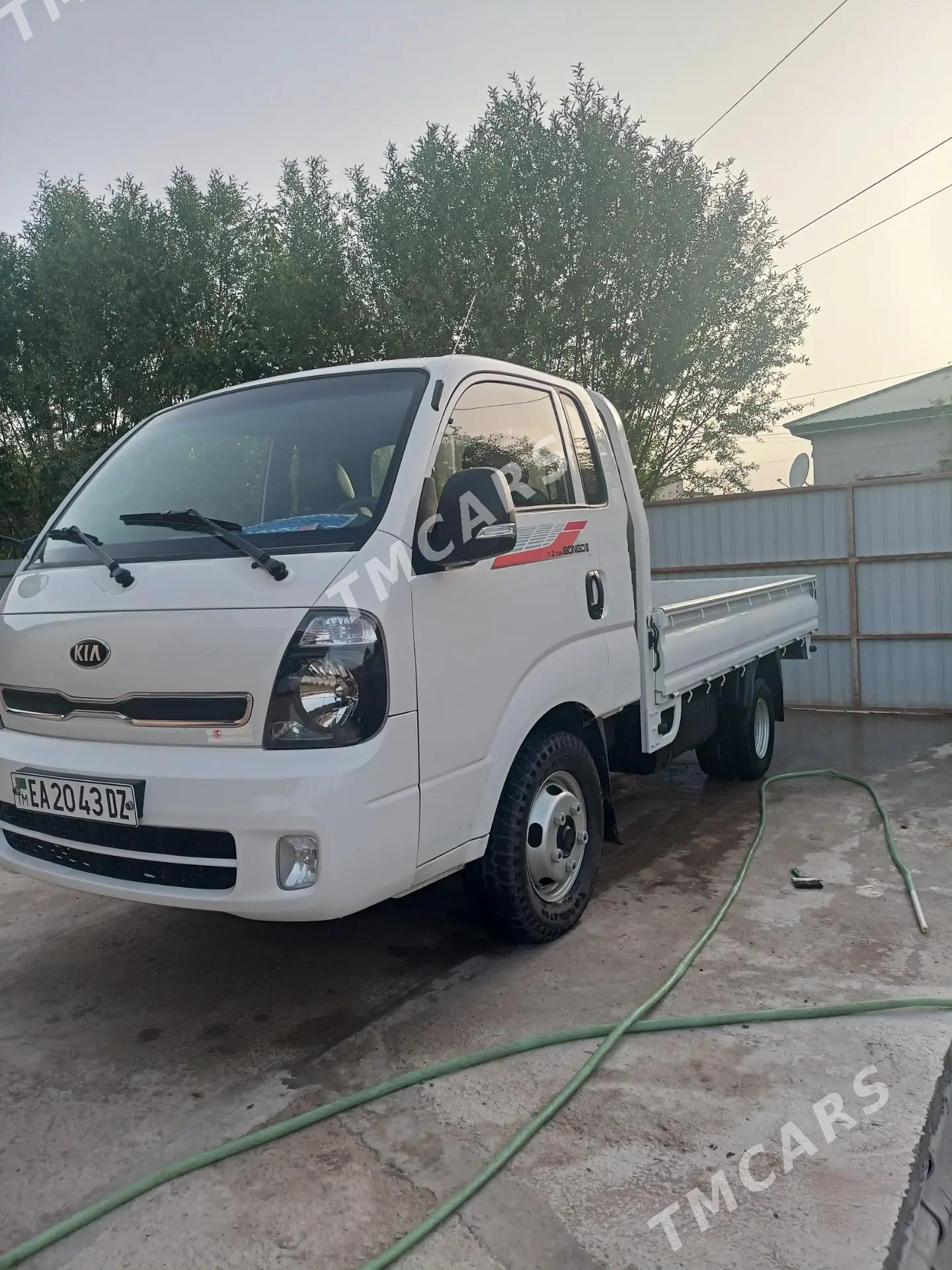 Kia Bongo 2018 - 260 000 TMT - Köneürgenç - img 2