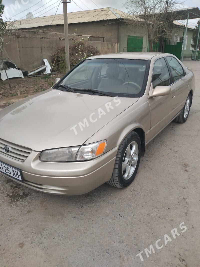 Toyota Camry 1999 - 126 000 TMT - Теджен - img 2