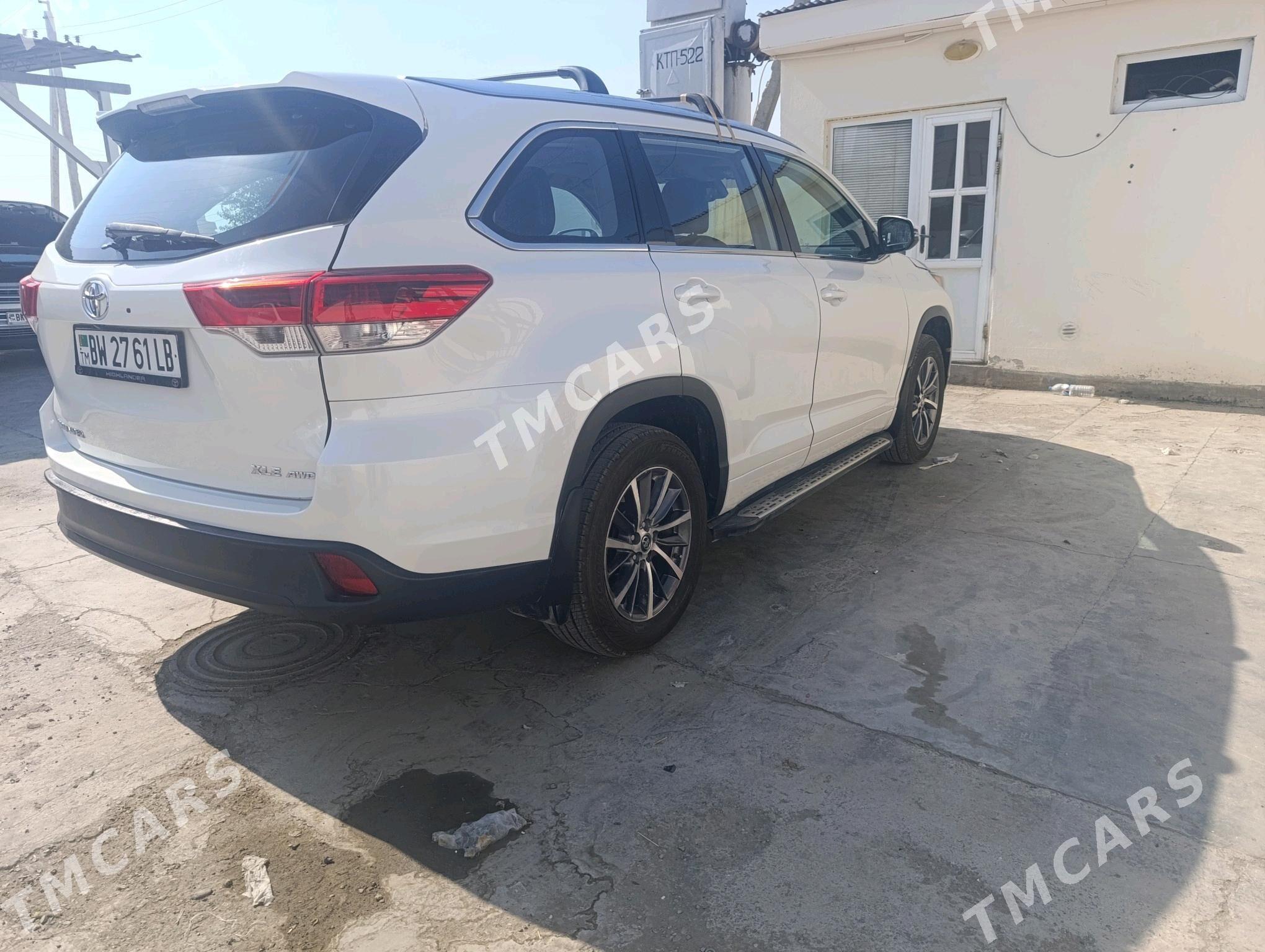 Toyota Highlander 2018 - 418 000 TMT - Türkmenabat - img 5