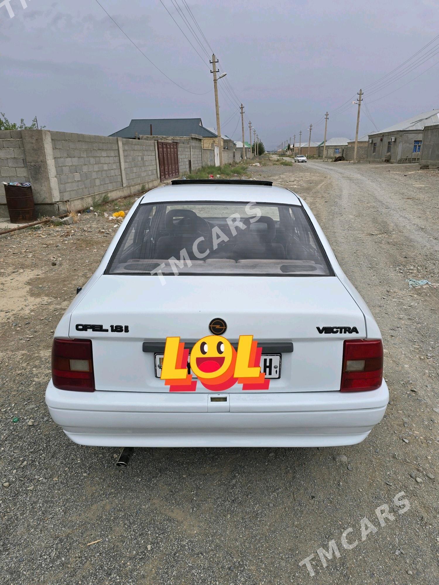 Opel Vectra 1992 - 35 000 TMT - Бахарден - img 2