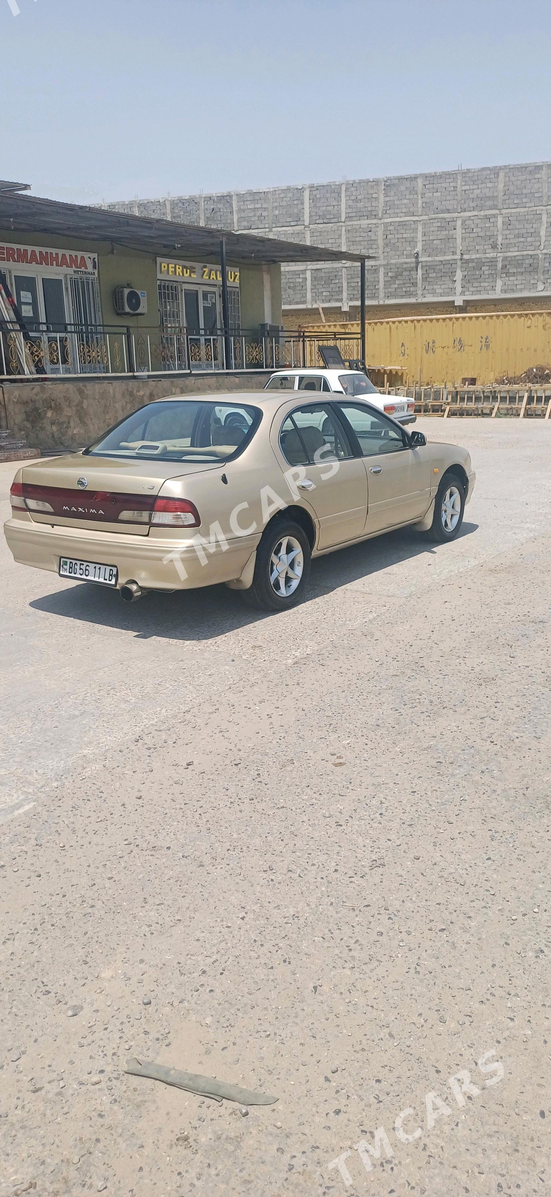 Nissan Maxima 1997 - 60 000 TMT - Дянев - img 4