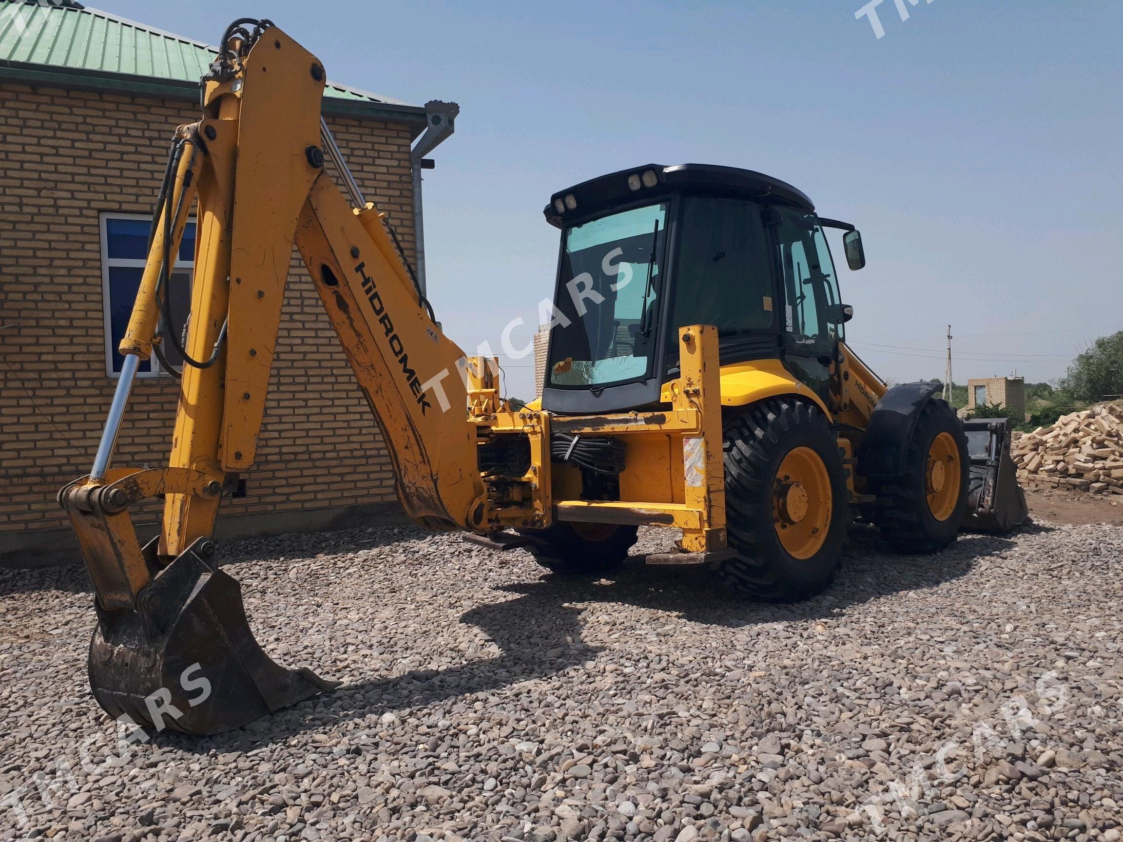 JCB 4CX ECO 2009 - 640 000 TMT - Мары - img 3