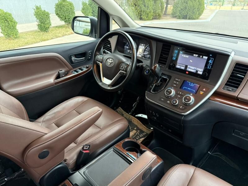 Toyota Sienna 2018 - 620 000 TMT - Ашхабад - img 7