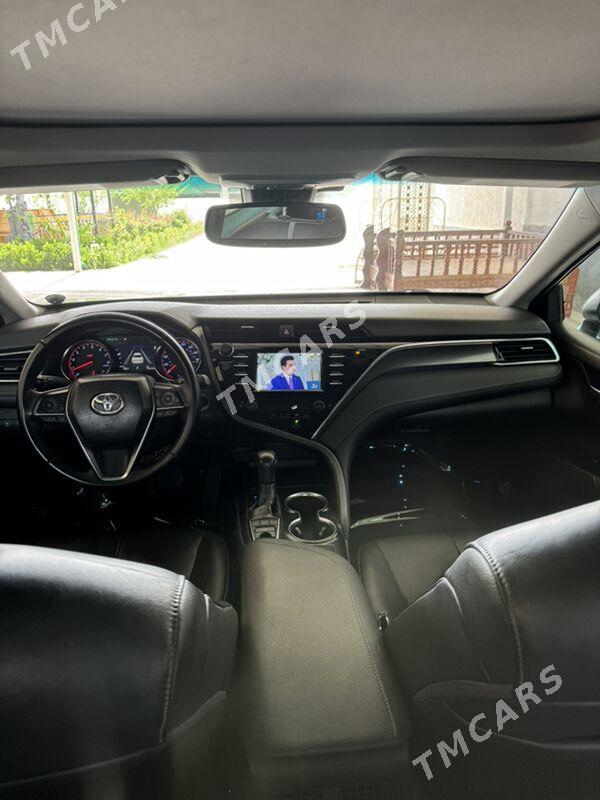 Toyota Camry 2018 - 370 000 TMT - Ашхабад - img 3