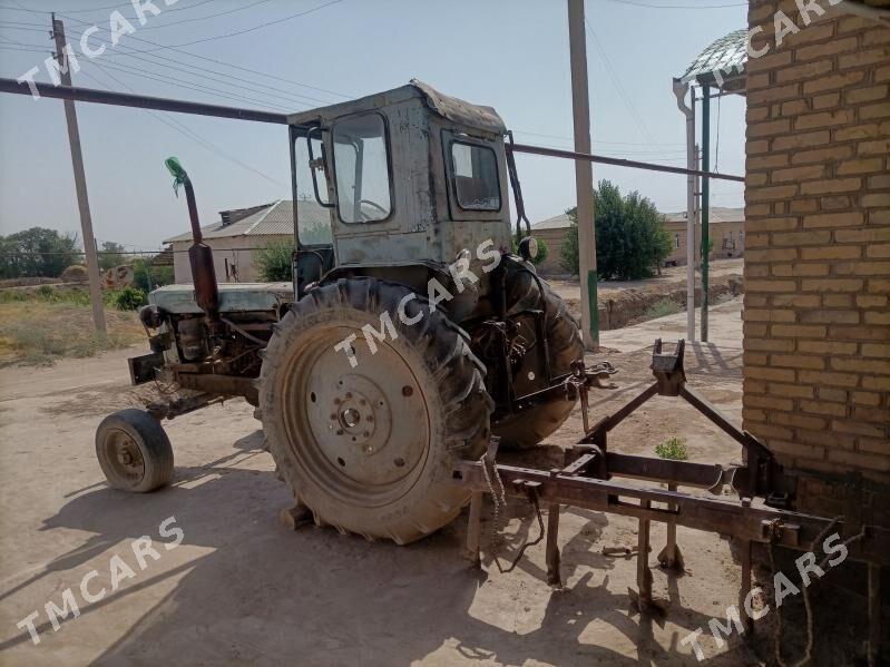 MTZ T-28 1990 - 35 000 TMT - Hojambaz - img 3