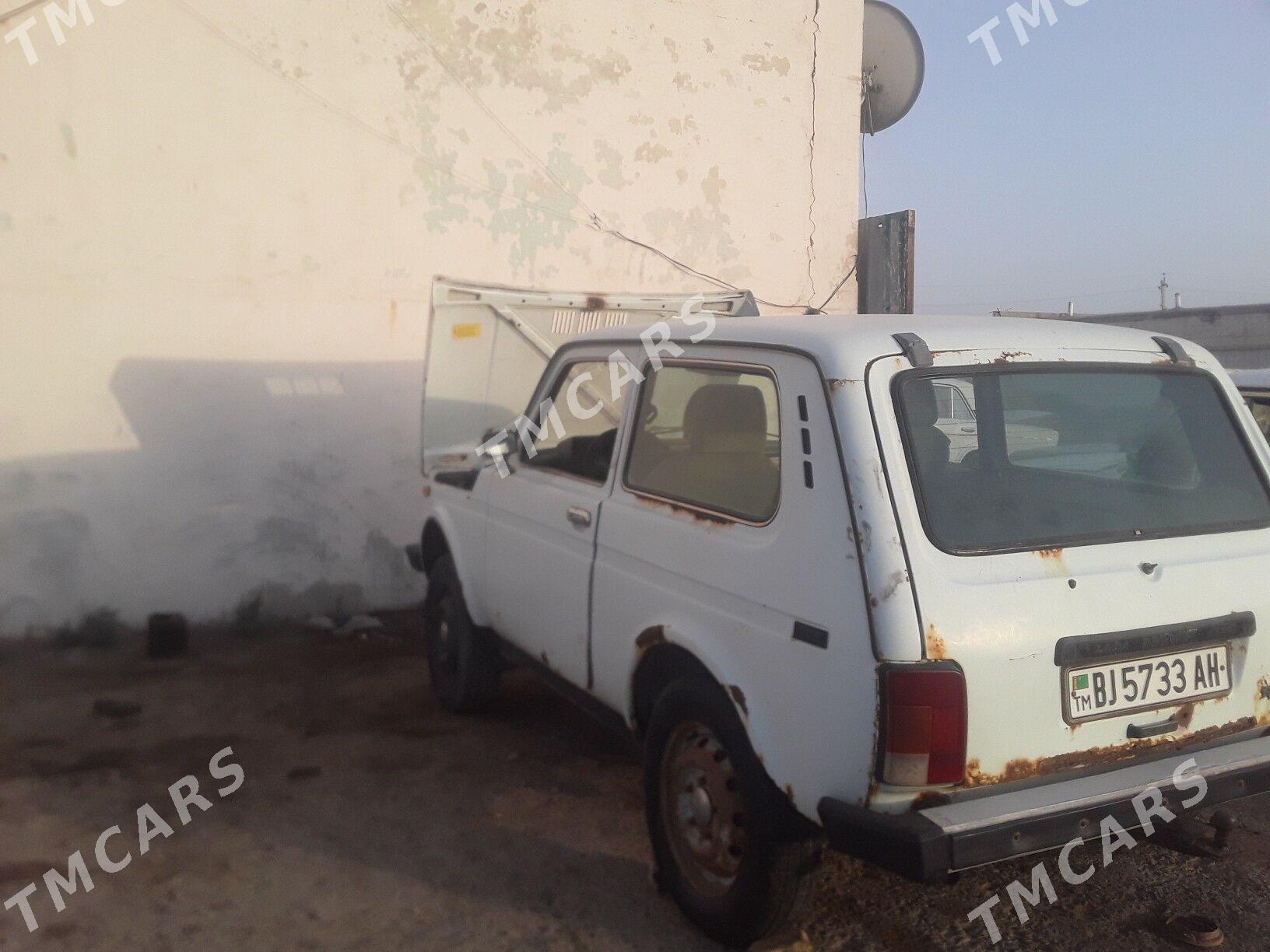 Lada Niva 2002 - 20 000 TMT - Теджен - img 2