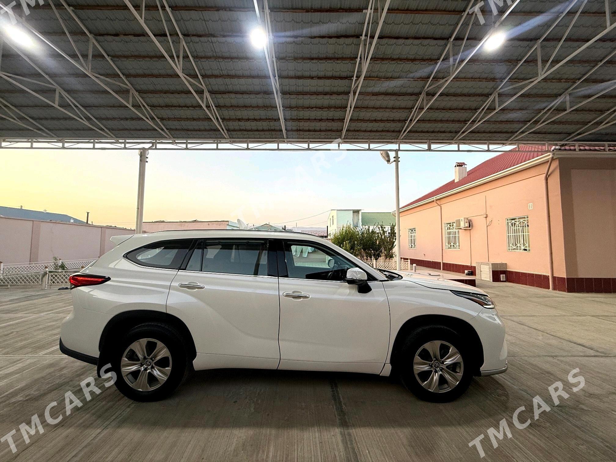Toyota Highlander 2021 - 580 000 TMT - Балканабат - img 4