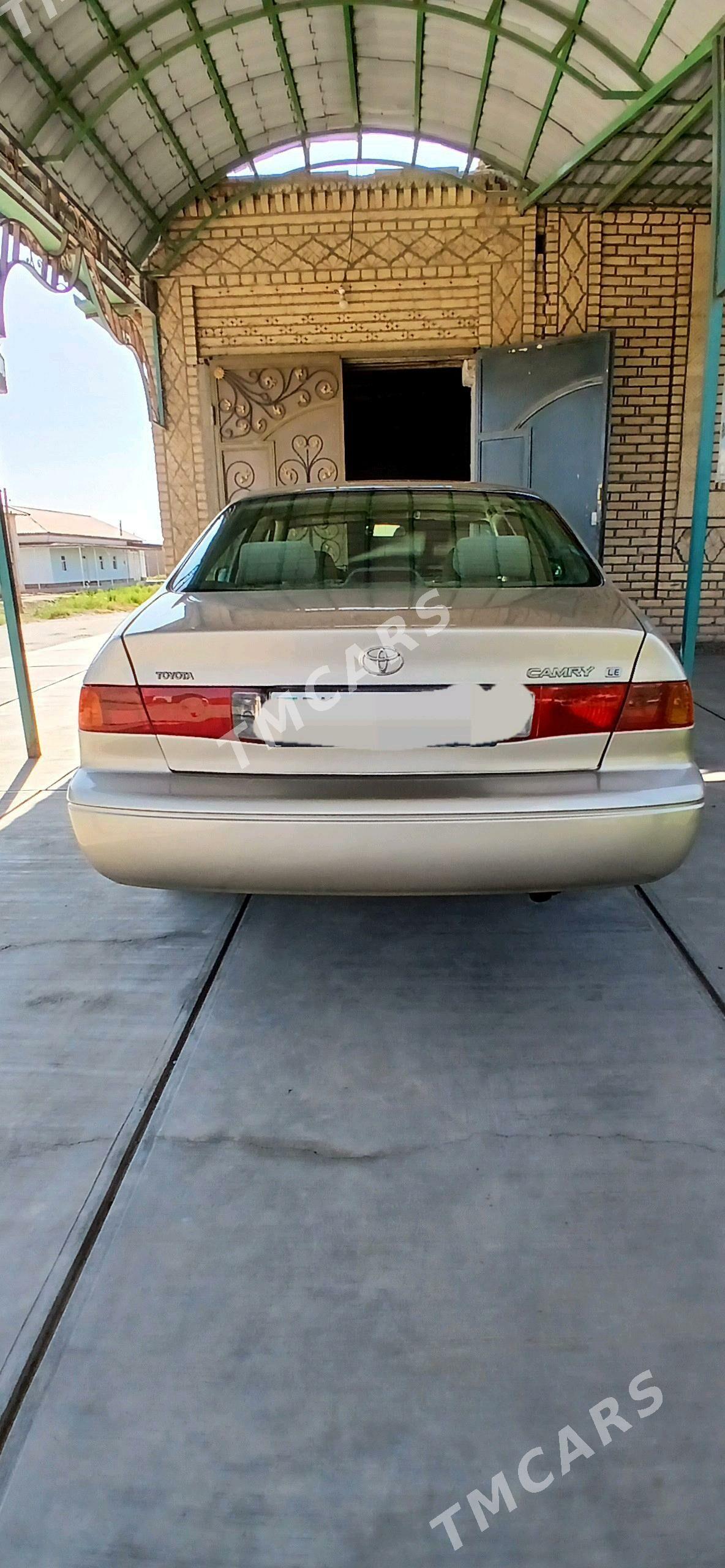 Toyota Camry 2001 - 130 000 TMT - Daşoguz - img 7