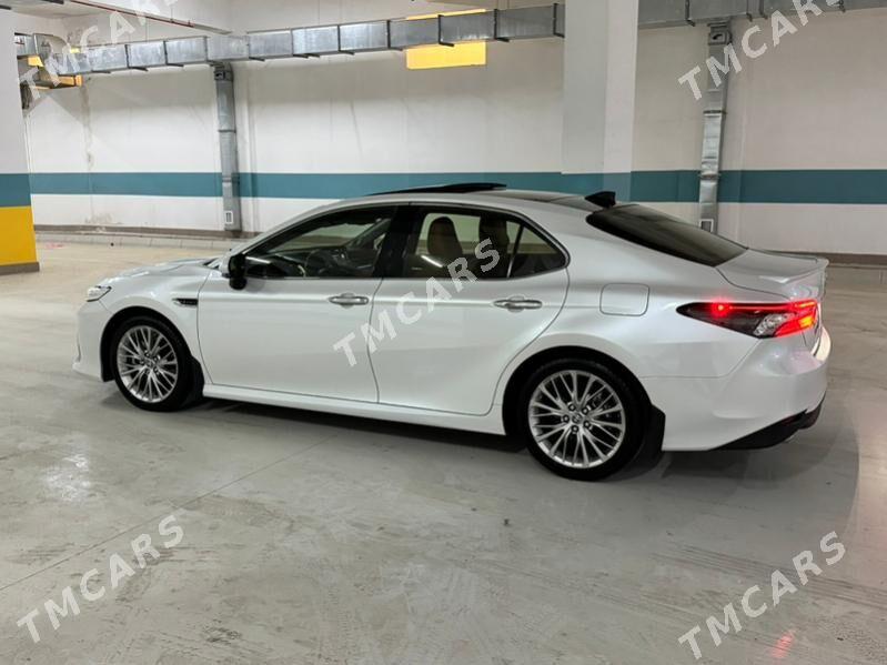 Toyota Camry 2023 - 620 000 TMT - Кëши - img 4