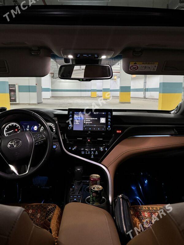 Toyota Camry 2023 - 620 000 TMT - Кëши - img 3