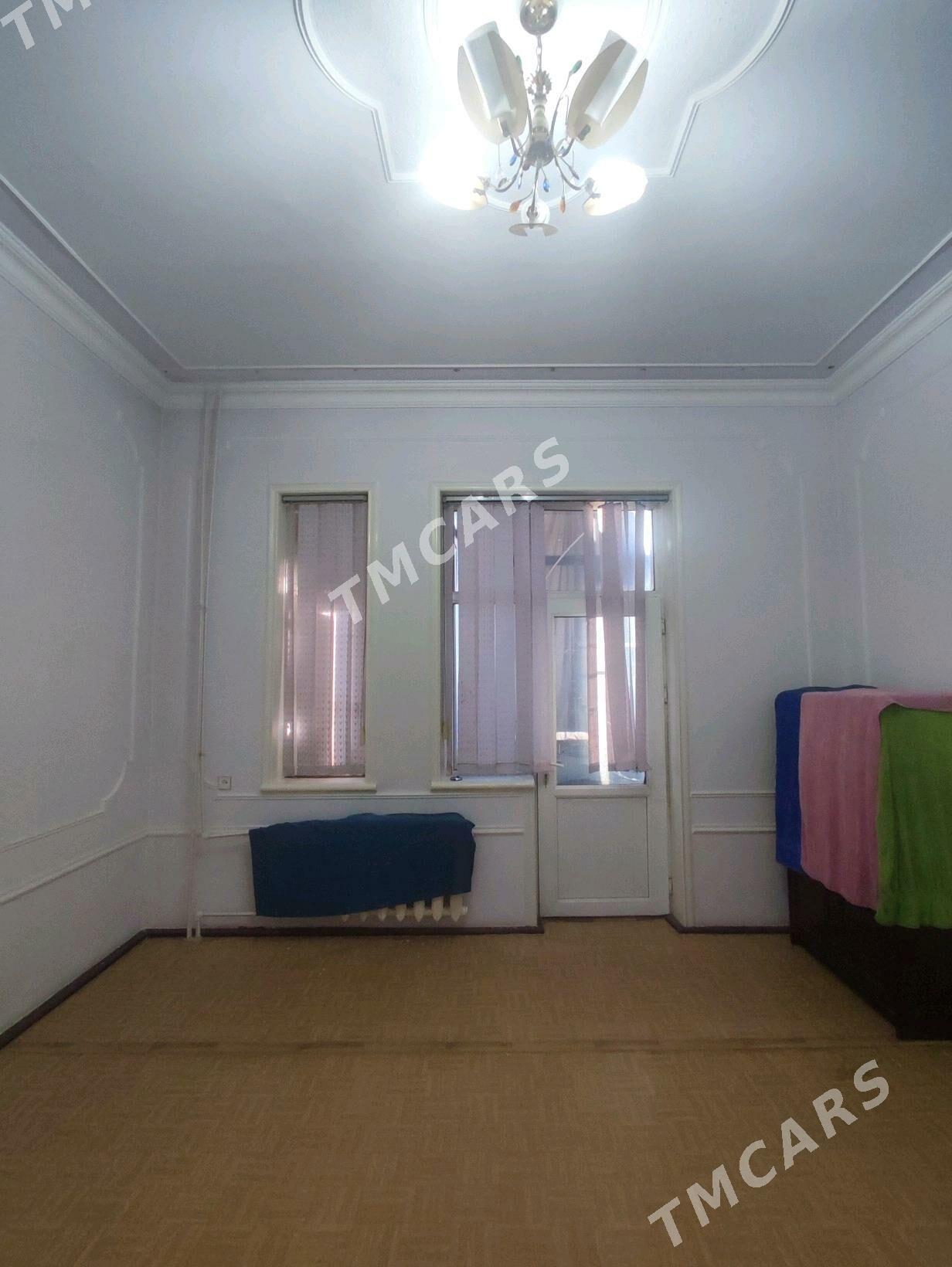 4 комн на 3 м этаже - Туркменабат - img 2