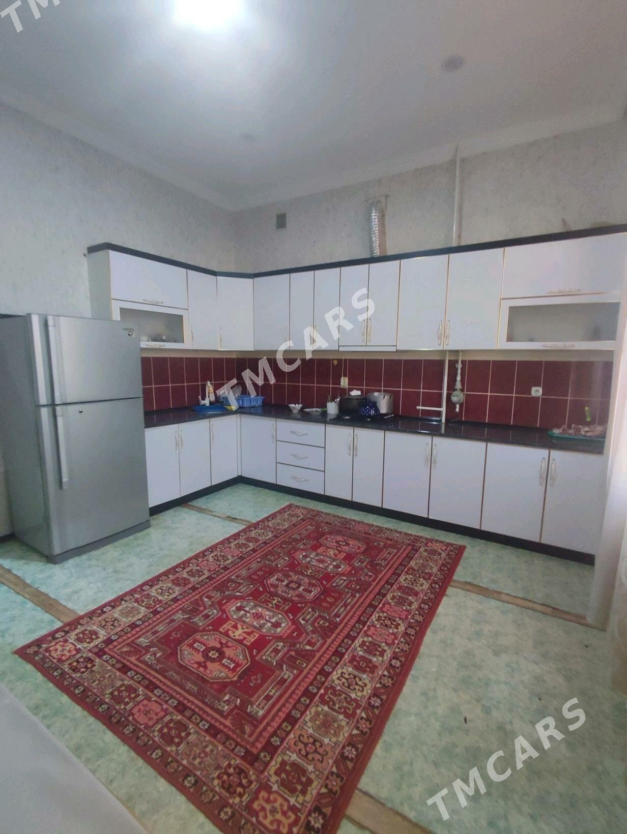 4 комн на 3 м этаже - Туркменабат - img 5