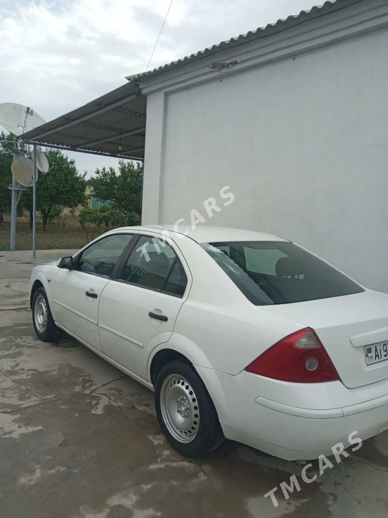 Ford Mondeo 2003 - 42 000 TMT - Кëши - img 2