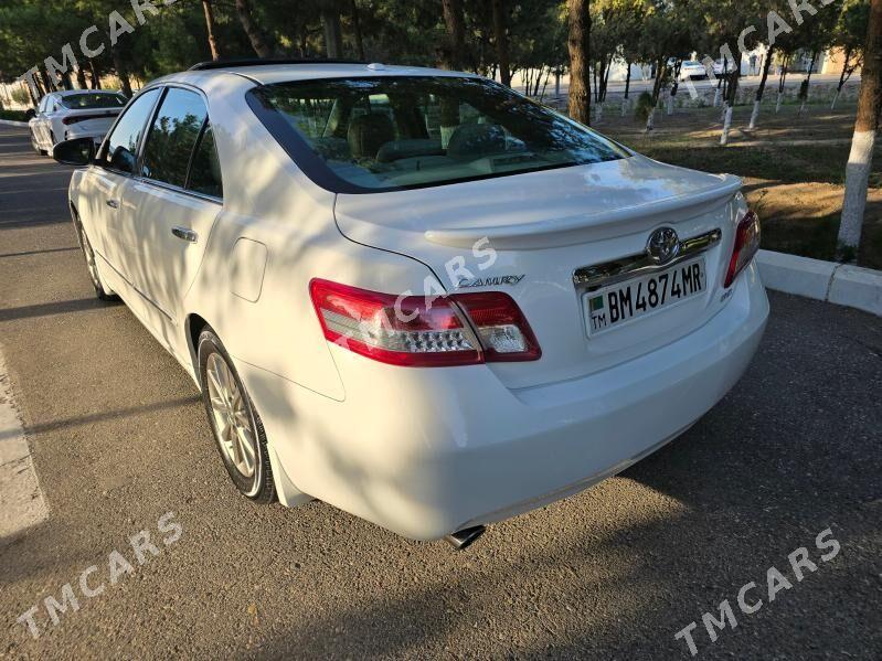 Toyota Camry 2011 - 205 000 TMT - Мары - img 3