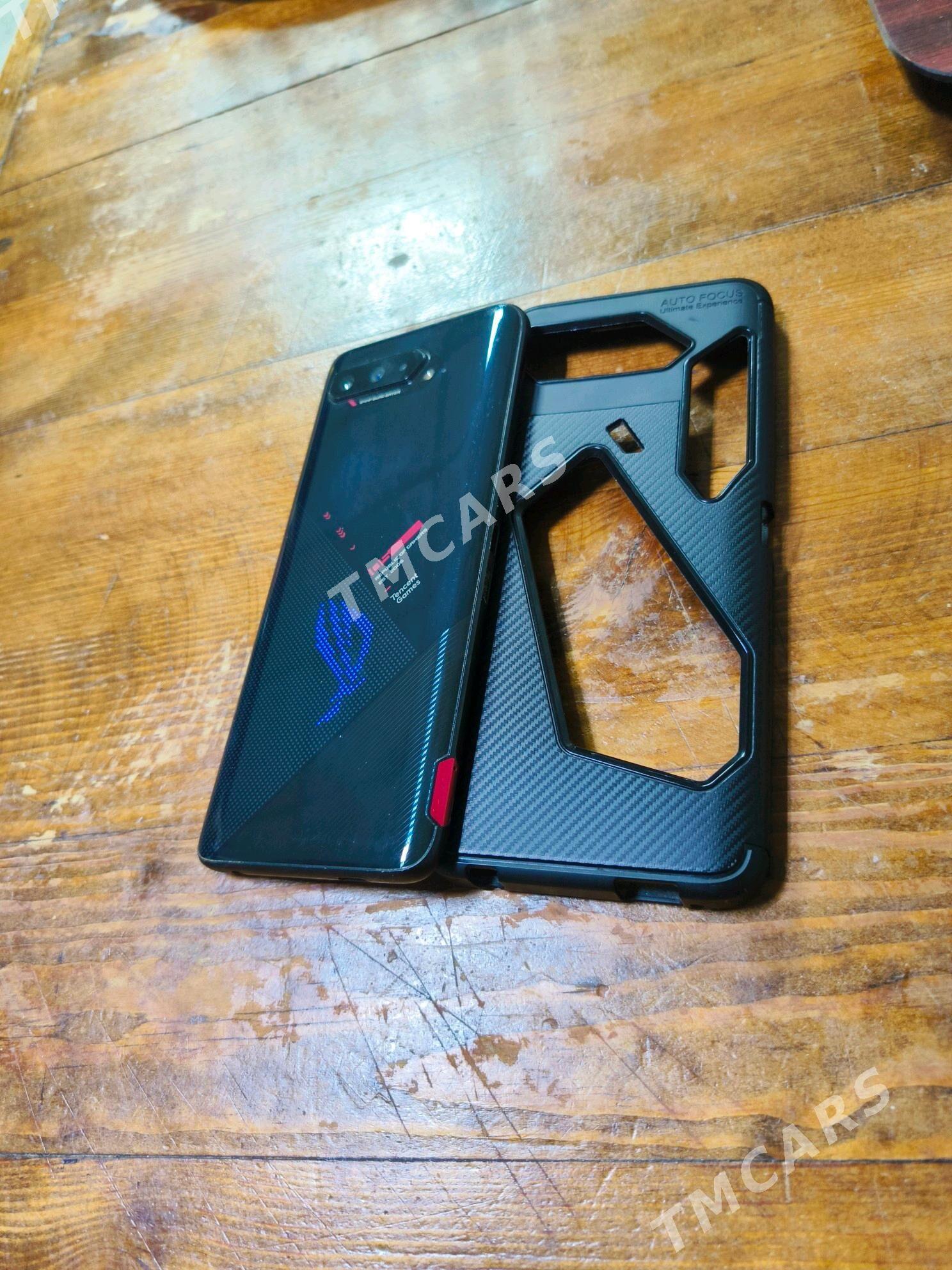 asus roc 5s - Hitrowka - img 1