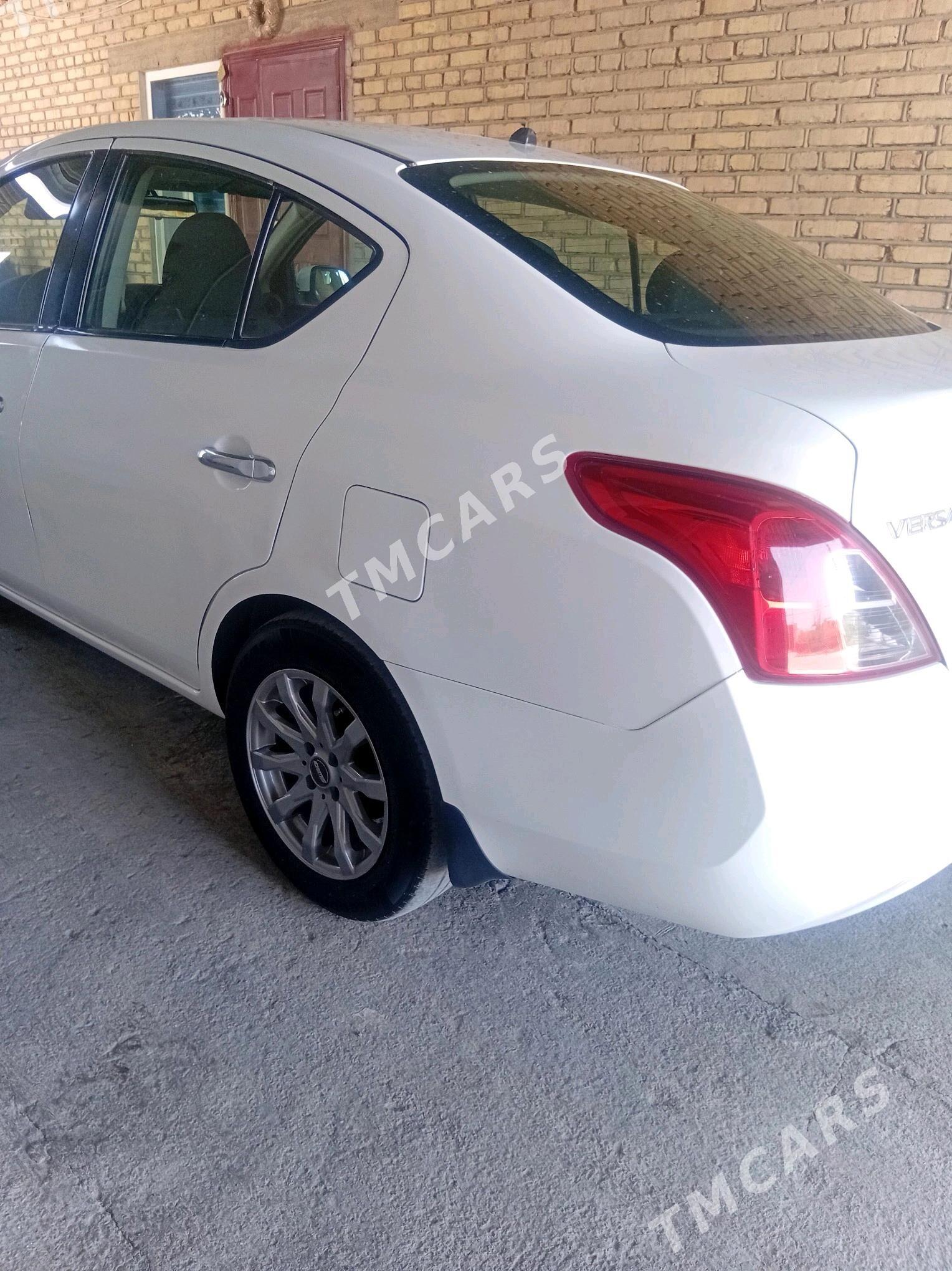 Nissan Versa 2012 - 115 000 TMT - Aşgabat - img 4