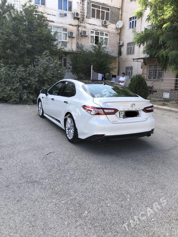 Toyota Camry 2018 - 301 000 TMT - Aşgabat - img 8