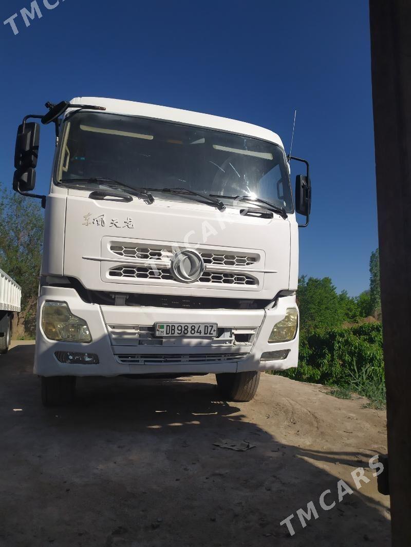Dongfeng 580 2015 - 510 000 TMT - Дашогуз - img 1