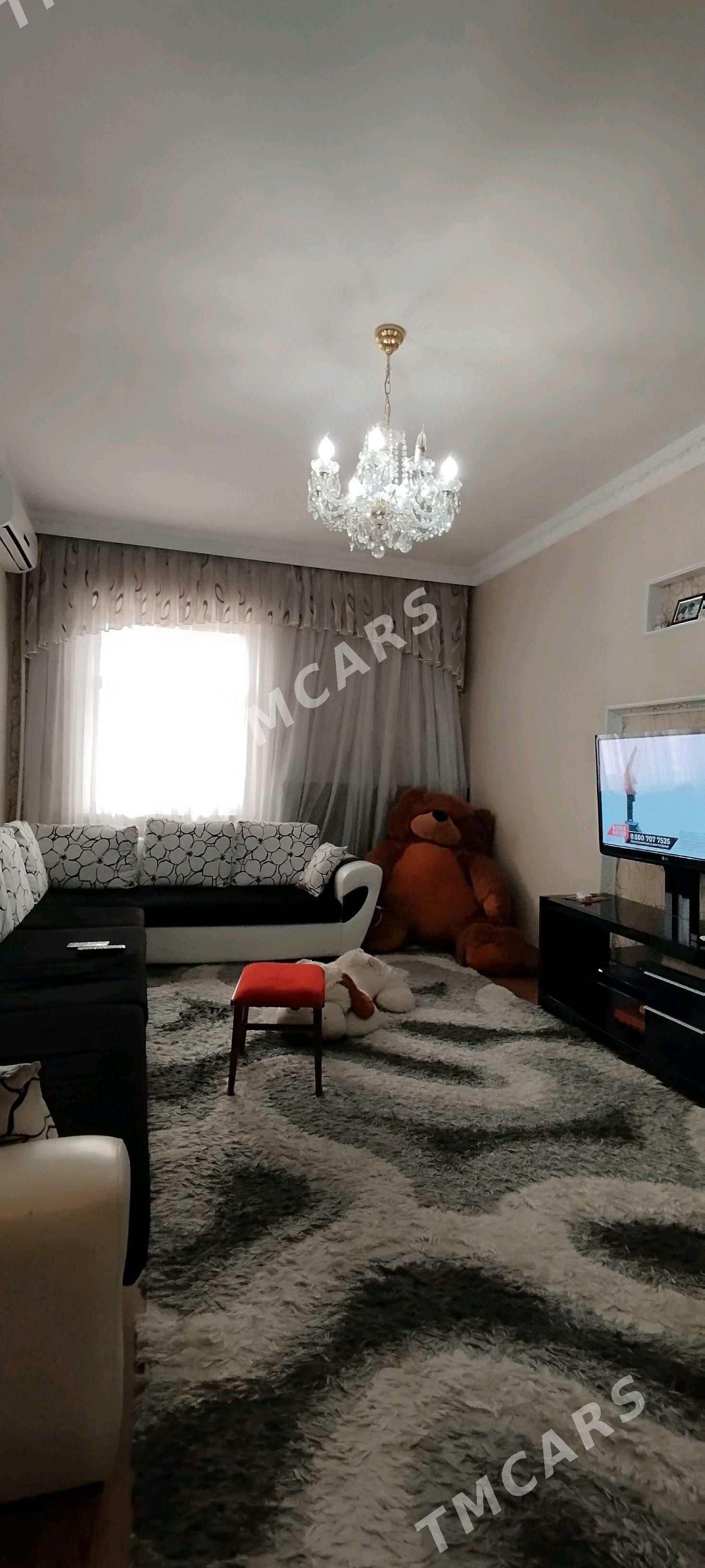 3 ком Мир 1 базар  - Parahat 1 - img 1