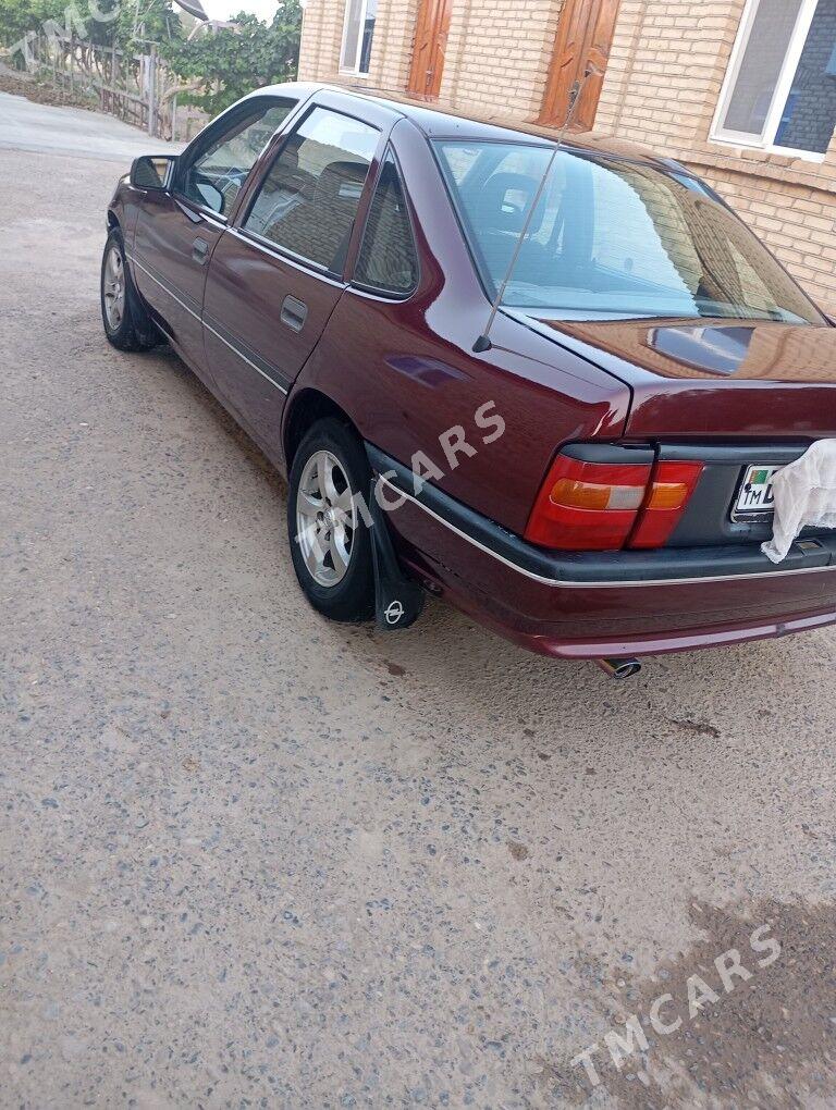 Opel Vectra 1991 - 35 000 TMT - Mary - img 2