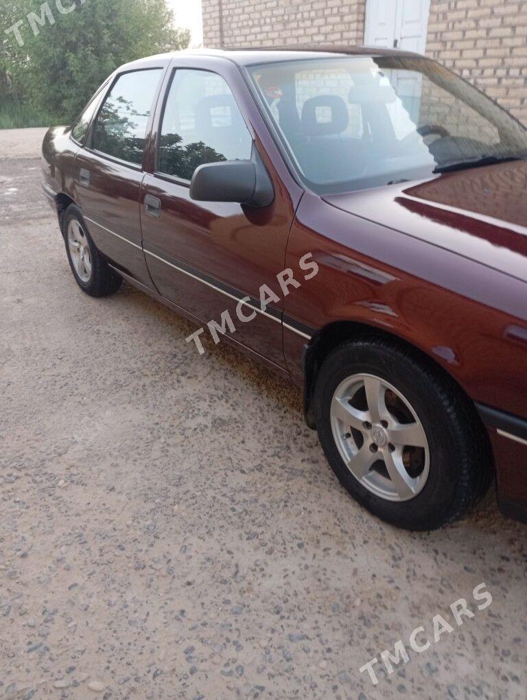 Opel Vectra 1991 - 35 000 TMT - Mary - img 4