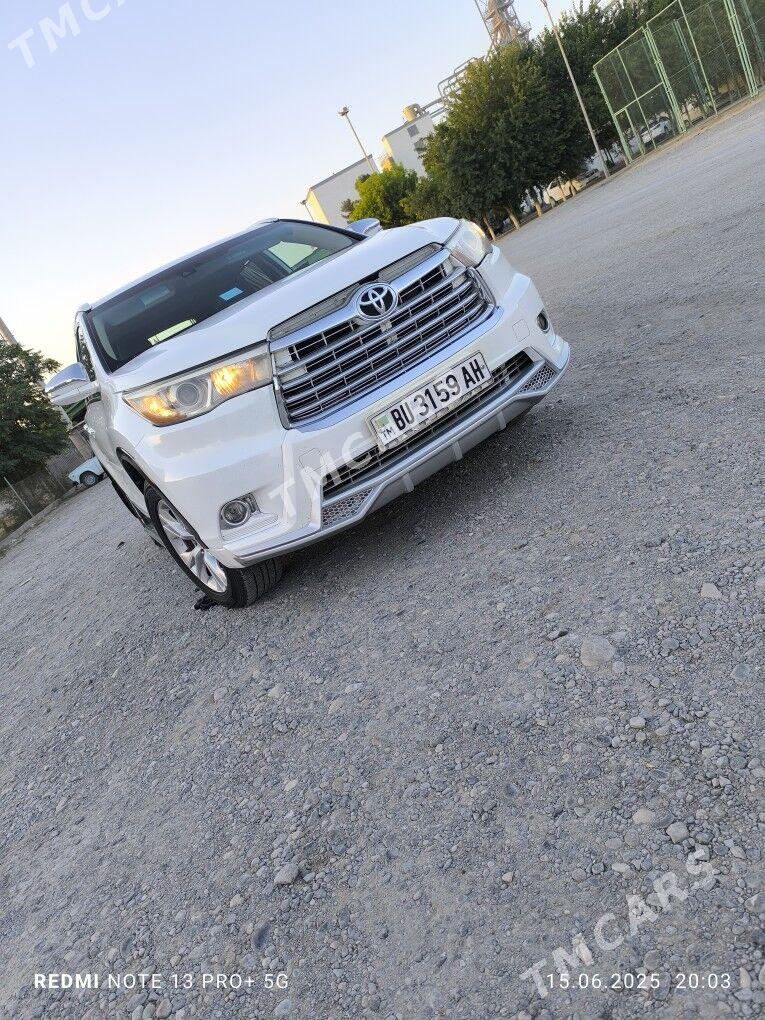 Toyota Highlander 2015 - 370 000 TMT - Кака - img 5