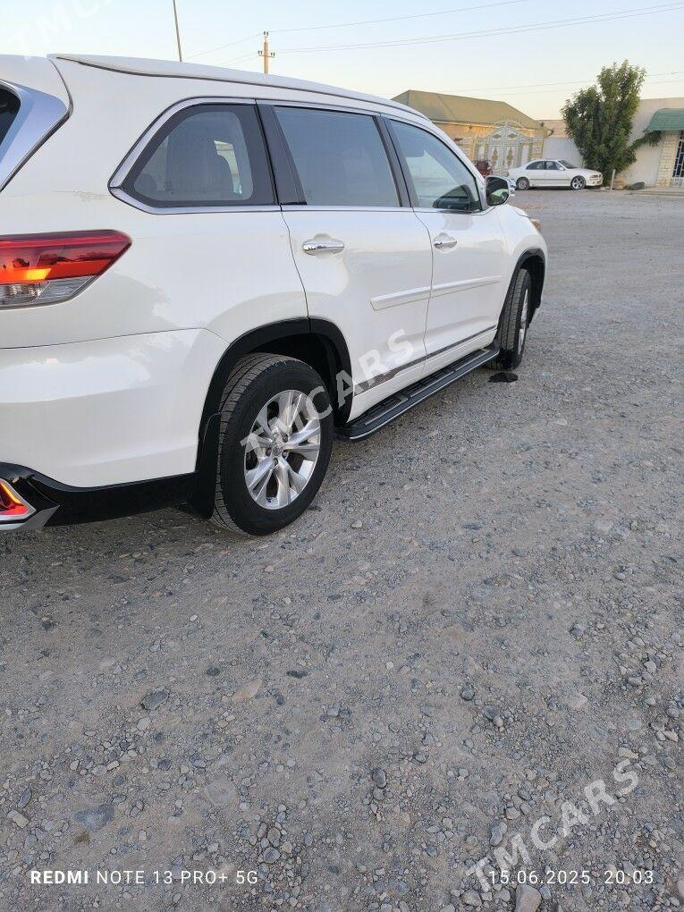 Toyota Highlander 2015 - 370 000 TMT - Кака - img 7