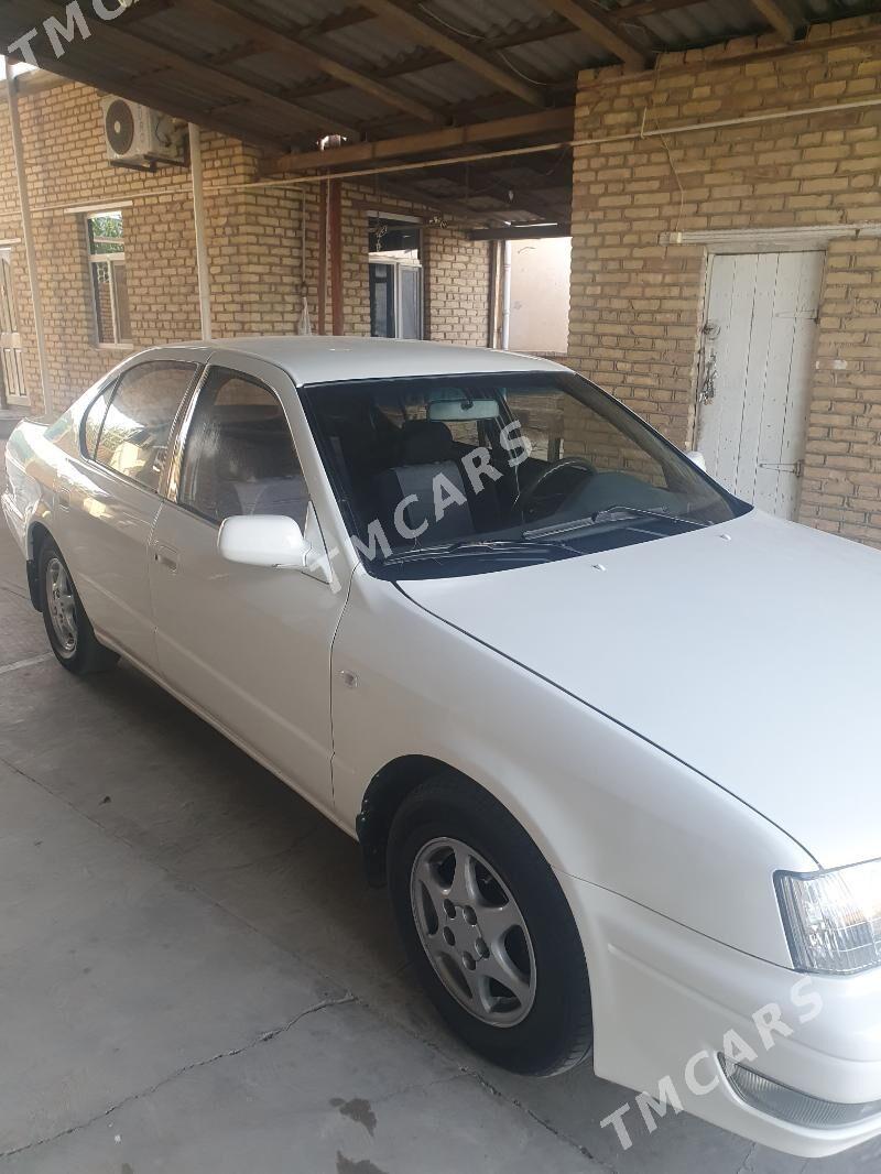 Toyota Camry 1995 - 60 000 TMT - Mary - img 1