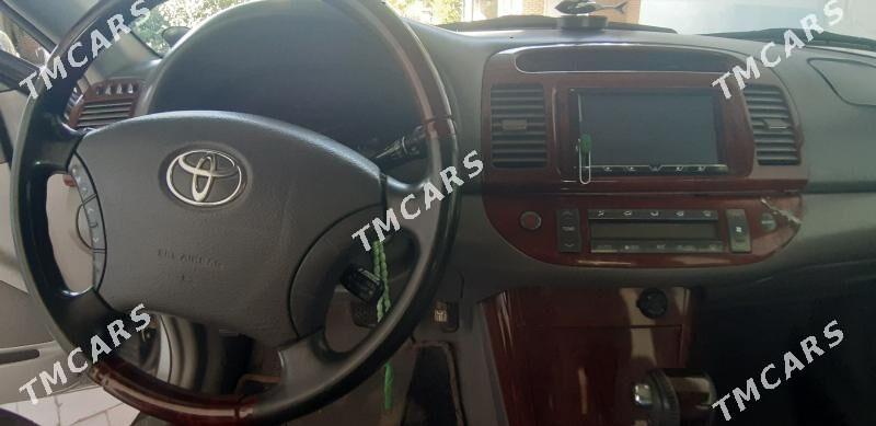 Toyota Camry 2004 - 180 000 TMT - Халач - img 9